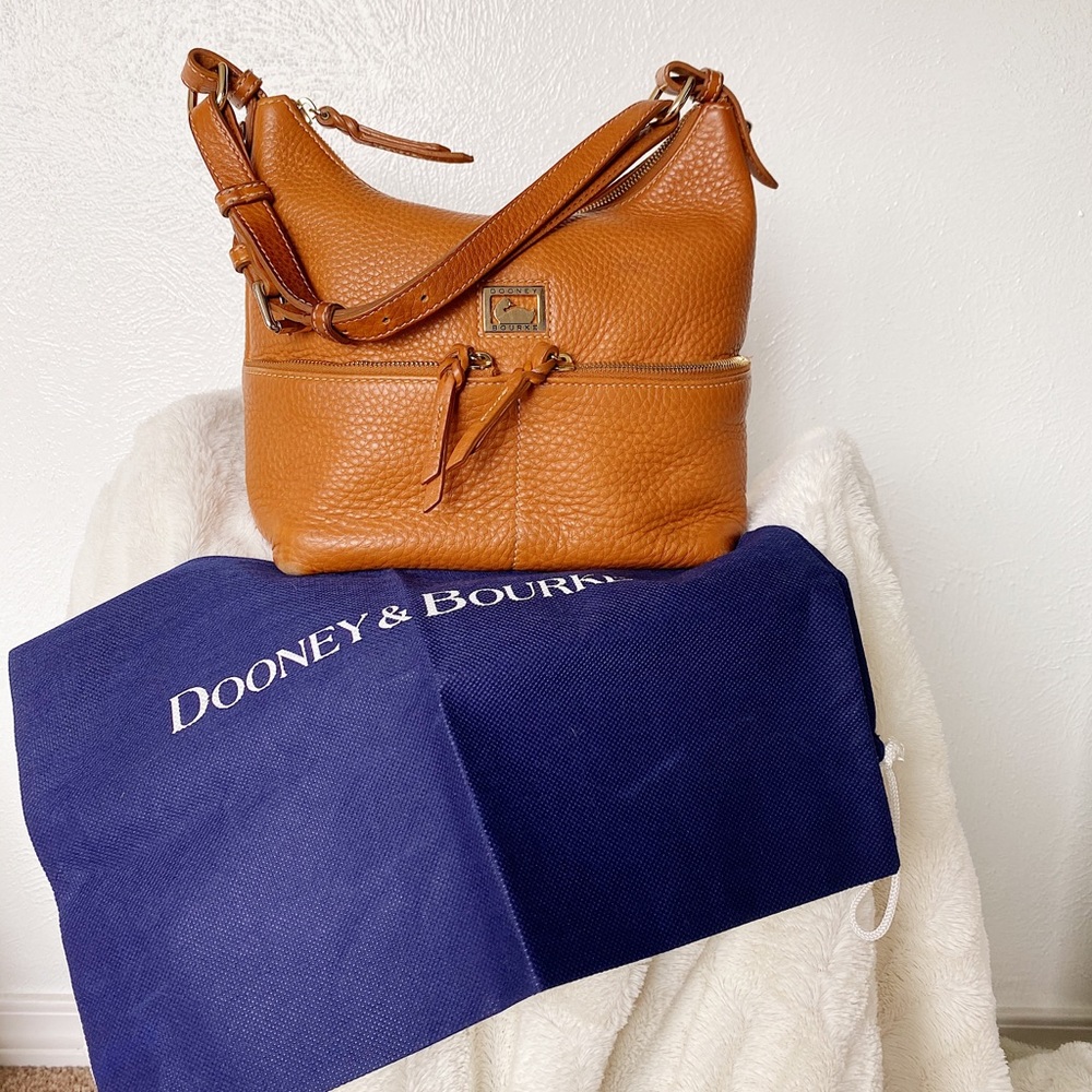 Dooney & Bourke Shoulder bag